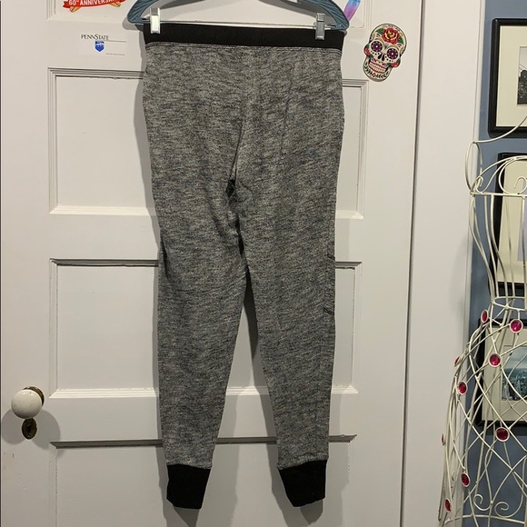 Hollister XS joggers - Picture 2 of 2